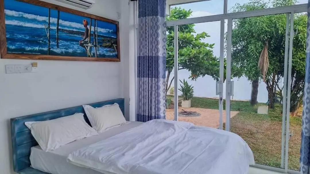 Lagoon Bay Resort Negombo